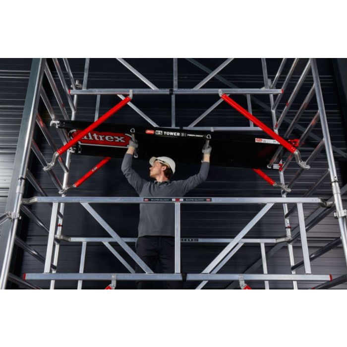 Altrex RS52 135x245 10,2M WH Fiber-Deck® incl. Aanhanger DeLuxe